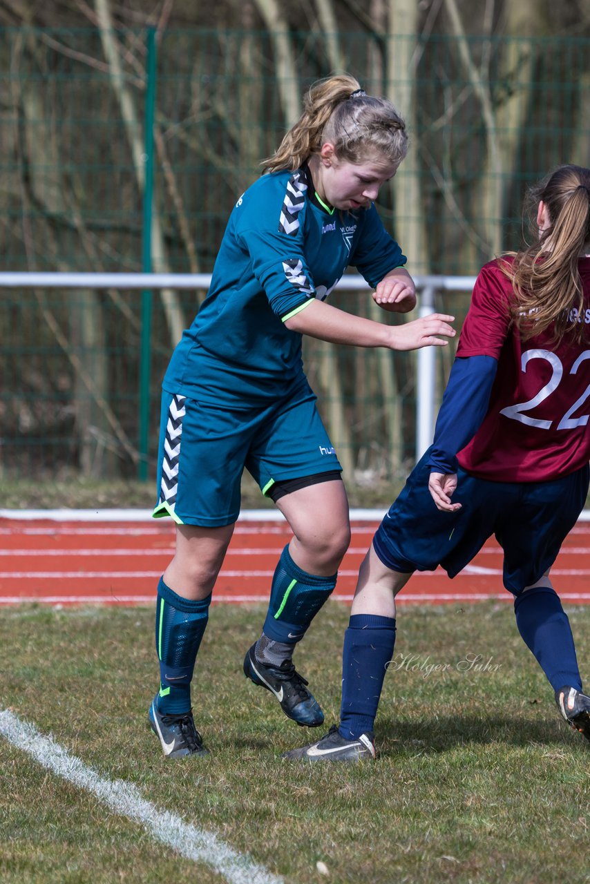 Bild 237 - B-Juniorinnen VfL Oldesloe - Krummesser SV _ Ergebnis: 4:0